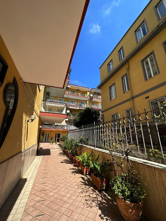Renza House Chiaia Leilighet Napoli Eksteriør bilde